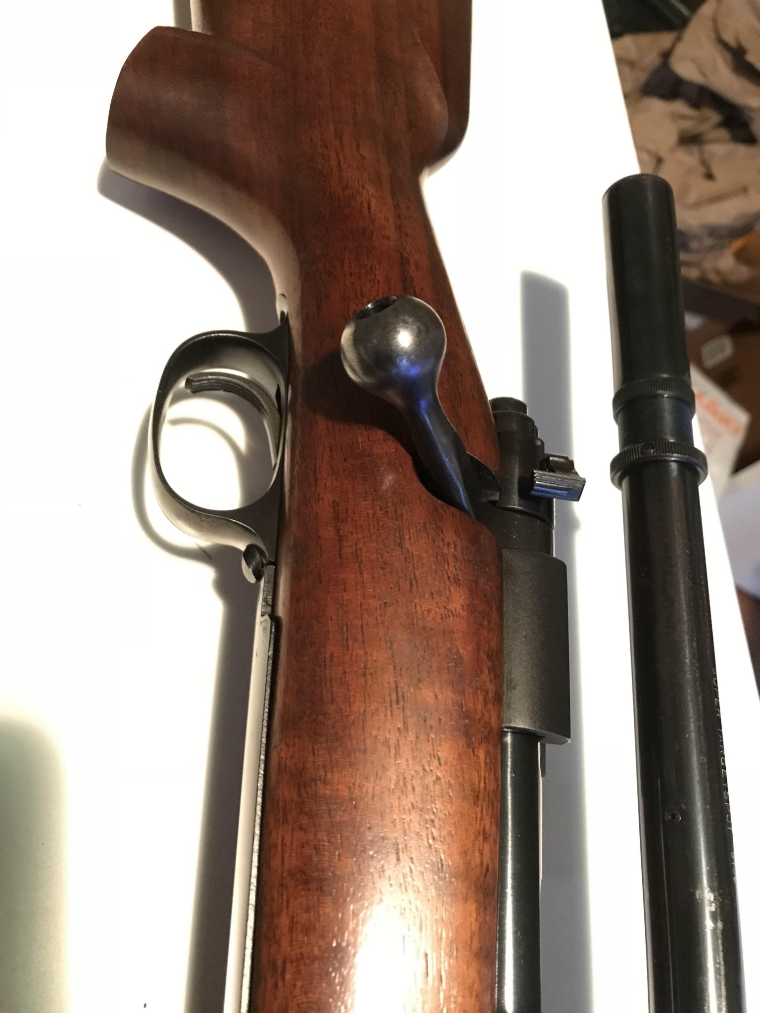 Model70_1.jpg