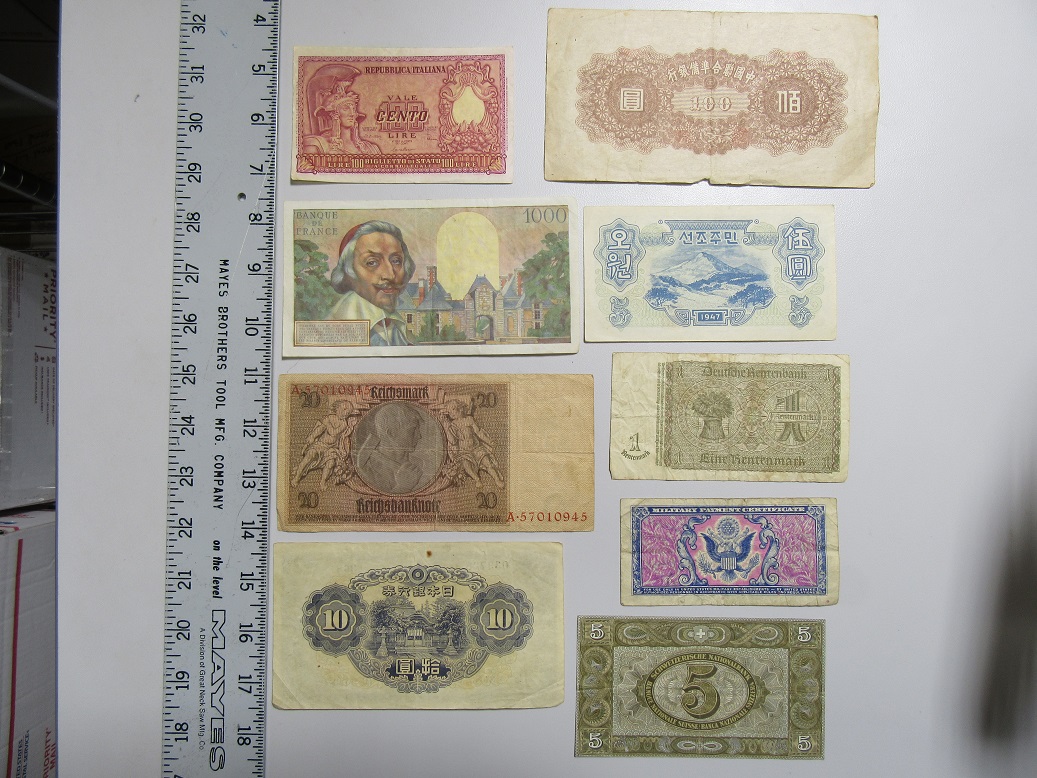 monopoly money 1.jpg