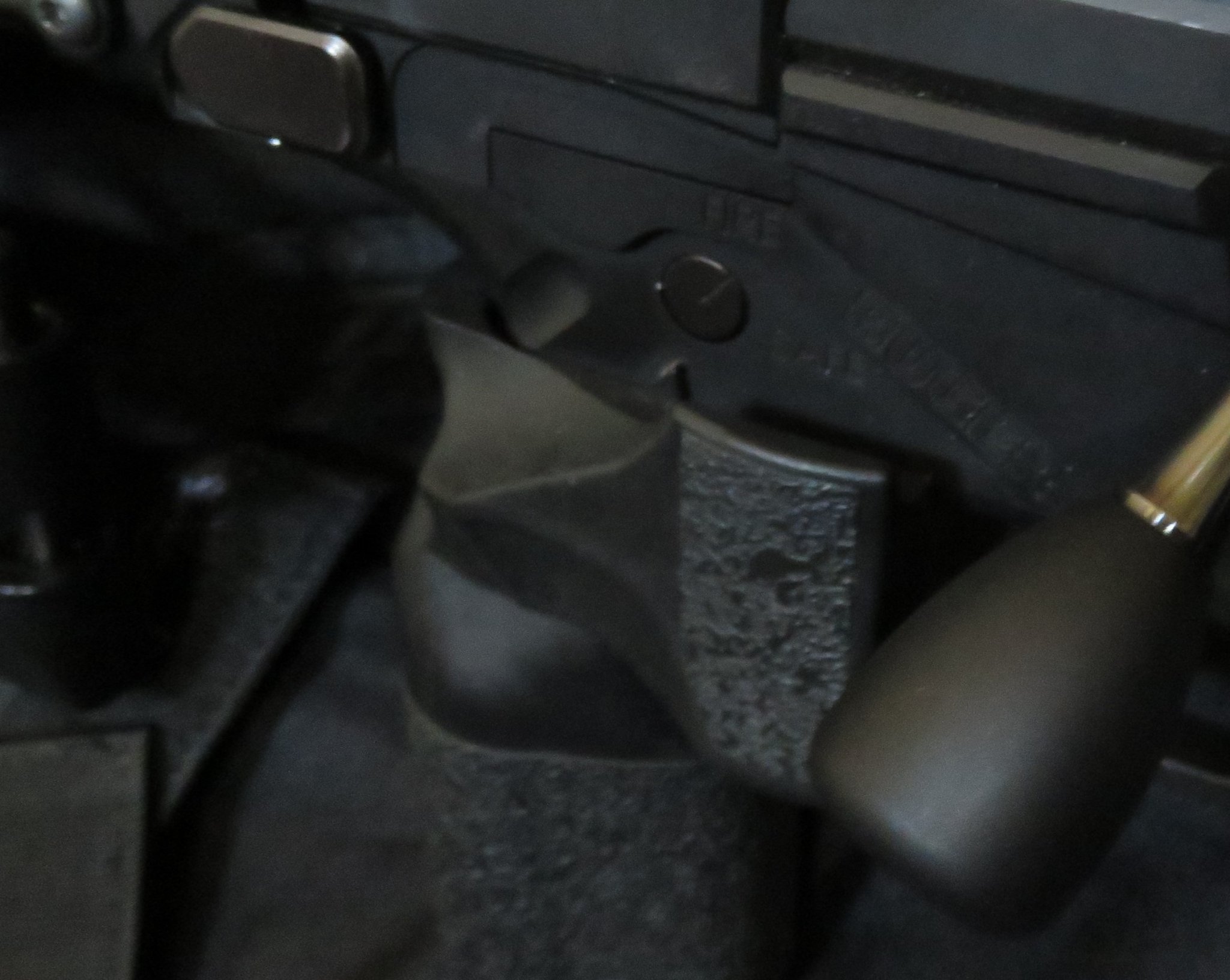 MPA Grip r.jpg