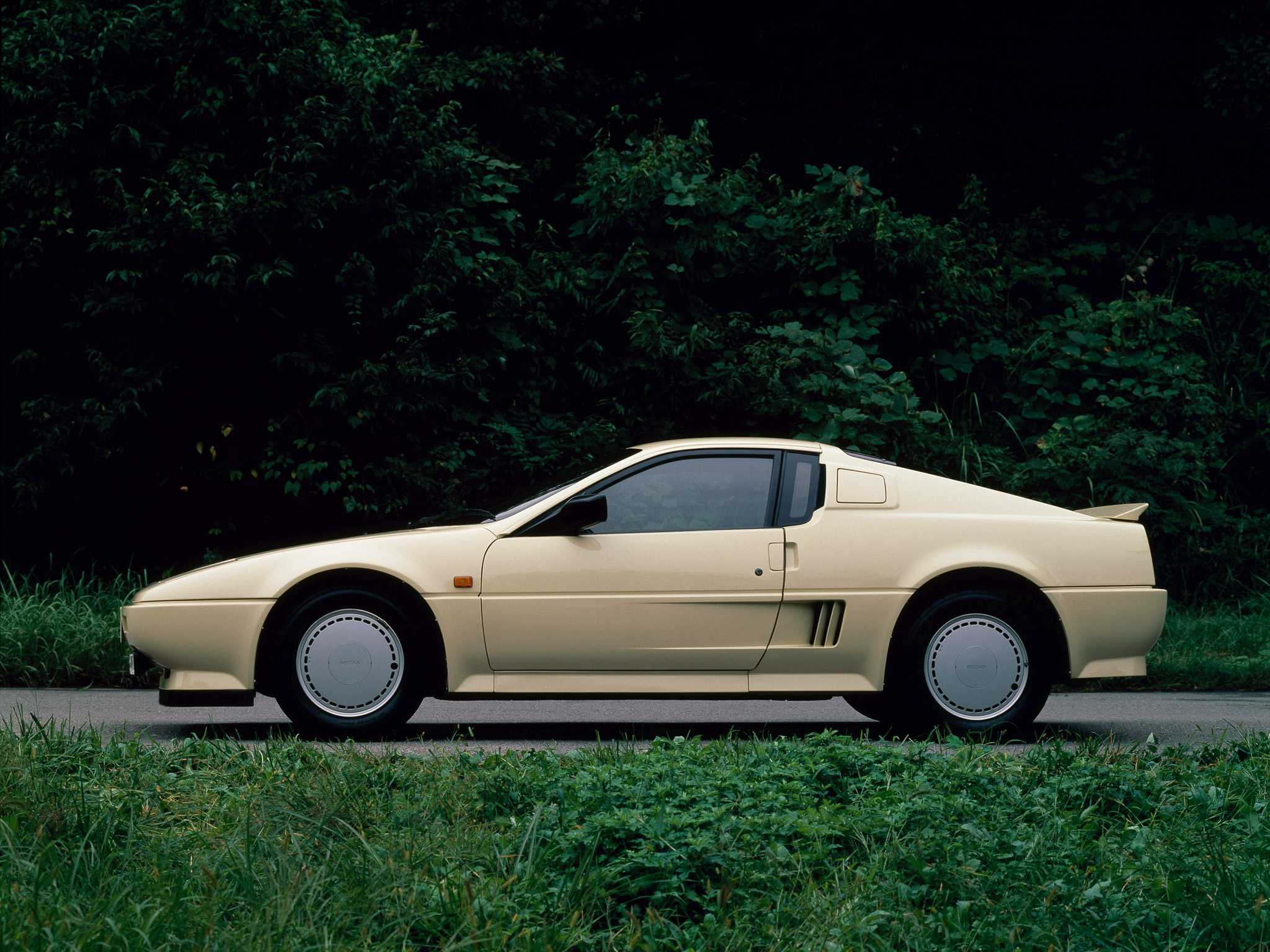 nissan-mid4-side-0-467141.jpg
