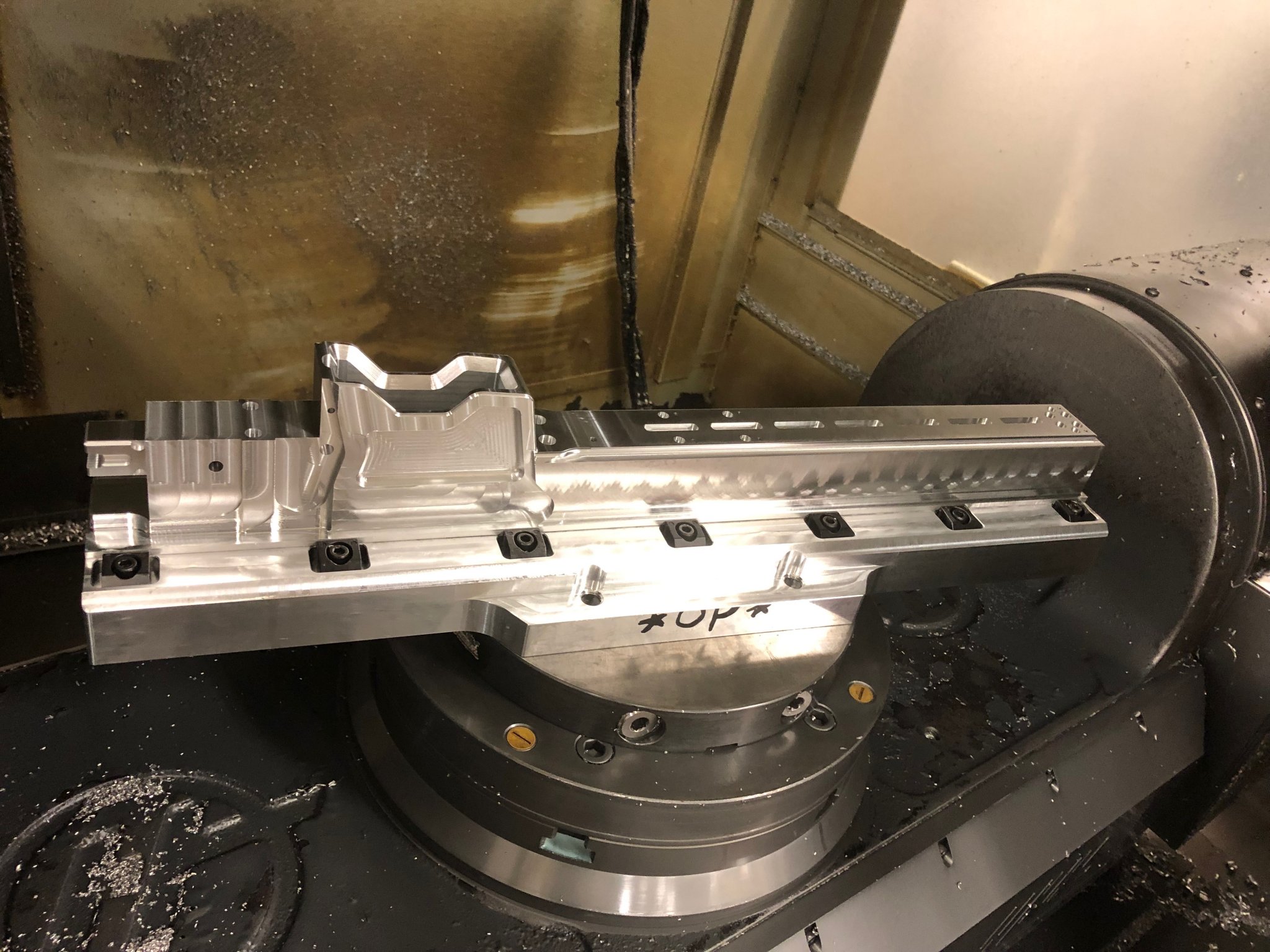 Obsession_Chassis_MachineOp01.jpg