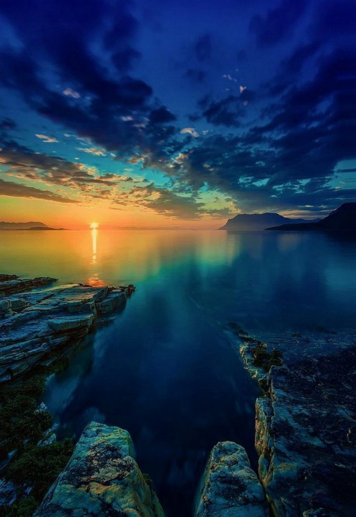 ocean sunset.jpeg