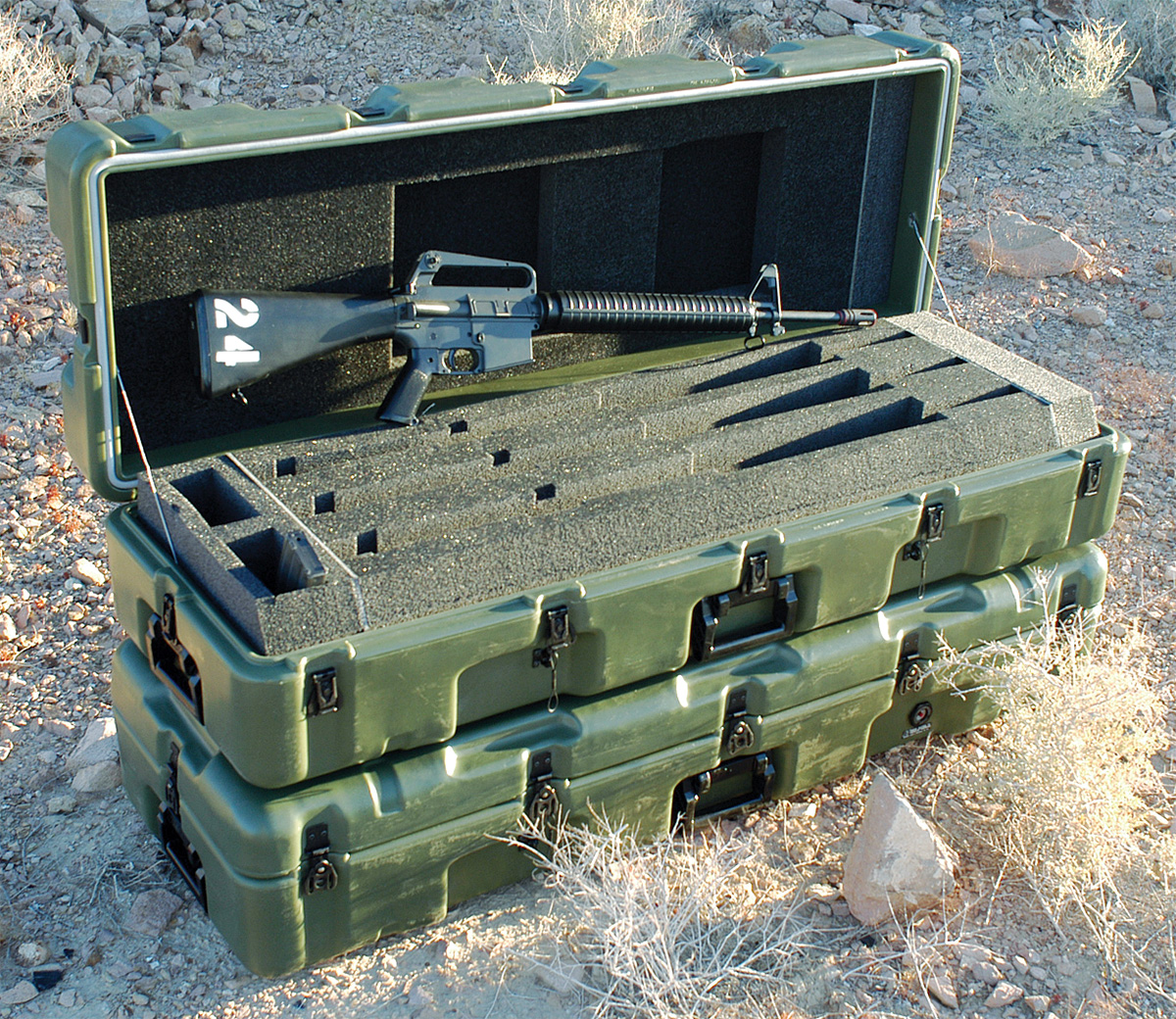 pelican-usa-military-army-m16-hardcase.jpg