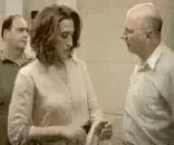 pepper-spray-self-defense.gif
