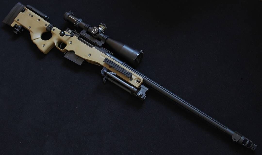 pin-on-guns-n-shit.jpg