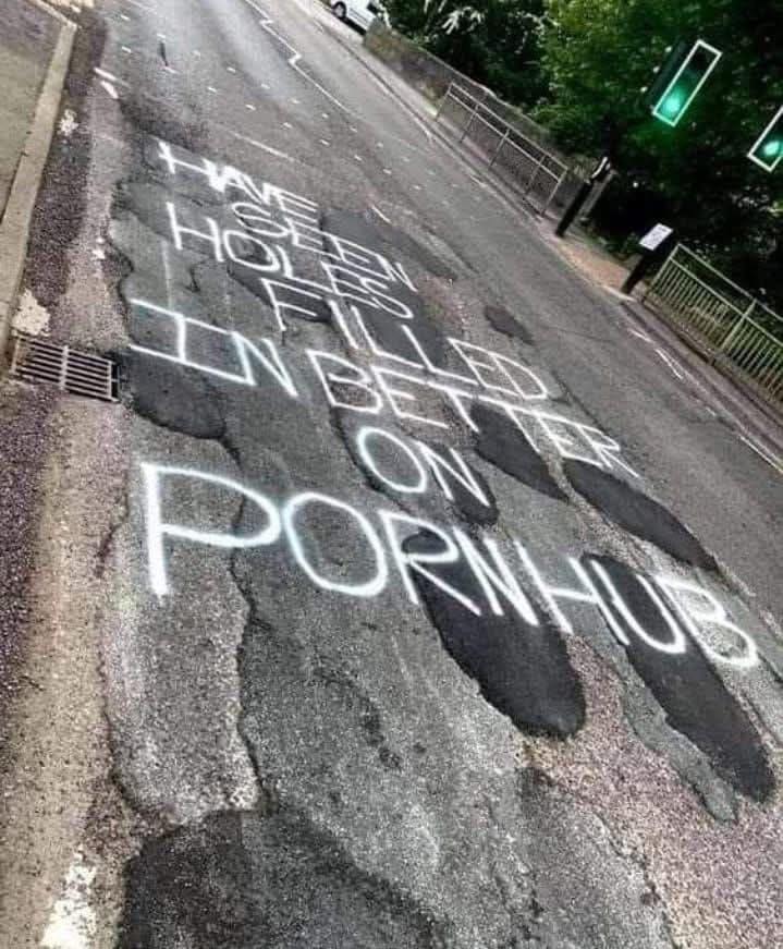 PORNHUB.jpg