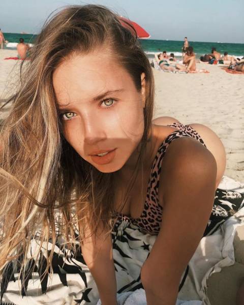 pretty_hot_09.jpg
