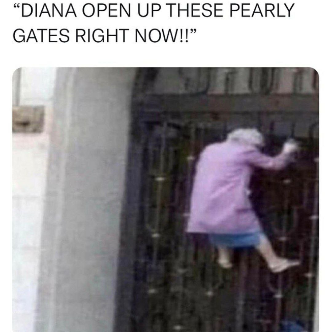QE2.jpg