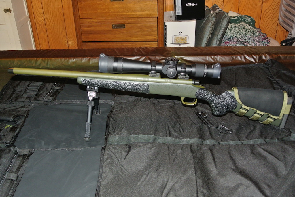 r Tango-51 1.JPG   2.JPG