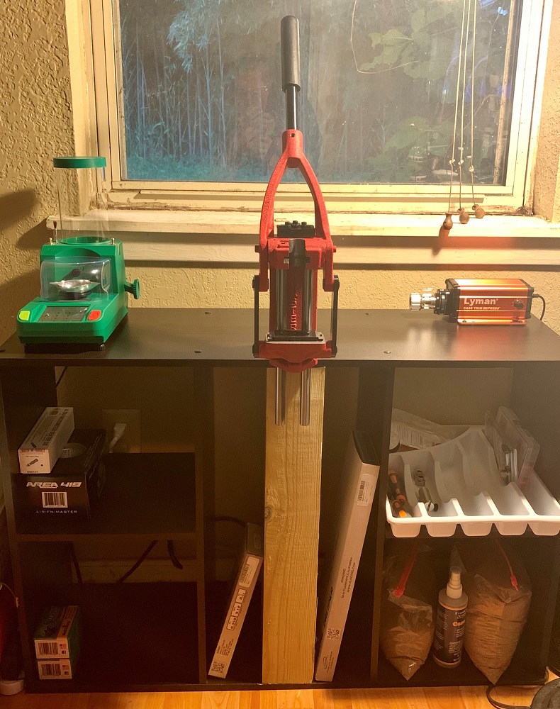 reloading bench.jpg