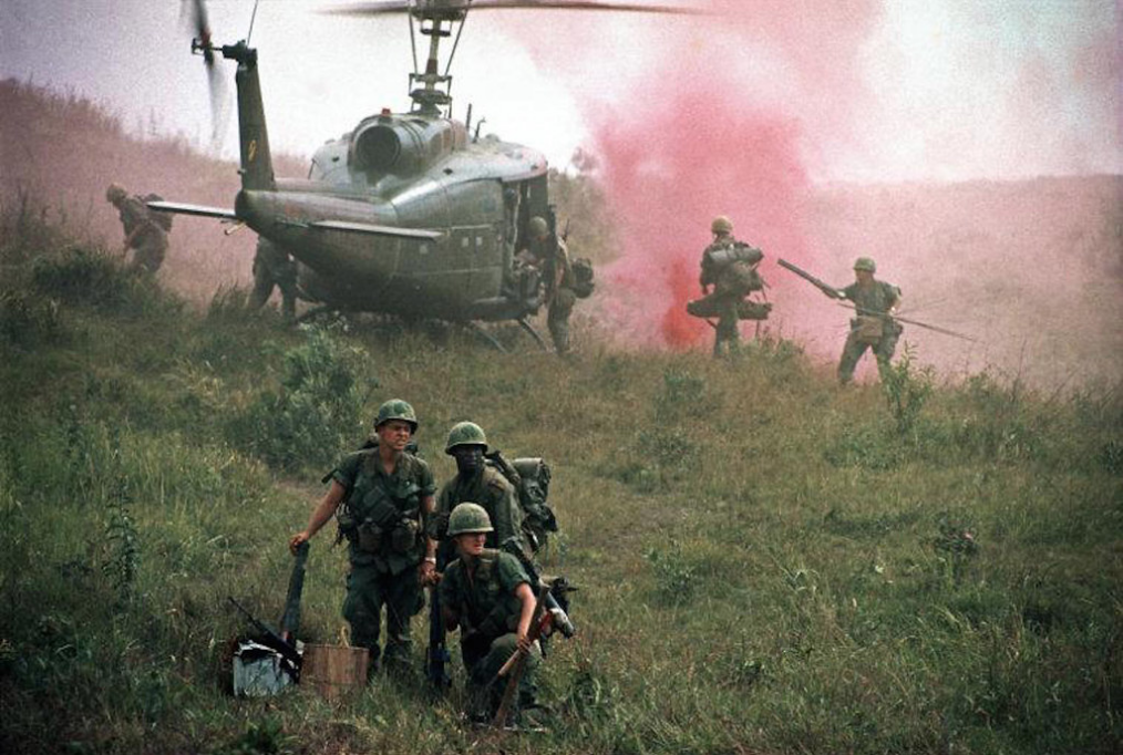 Screenshot_2020-06-15 Vietnam War 1968 - Photo by Philip Jones Griffith.png