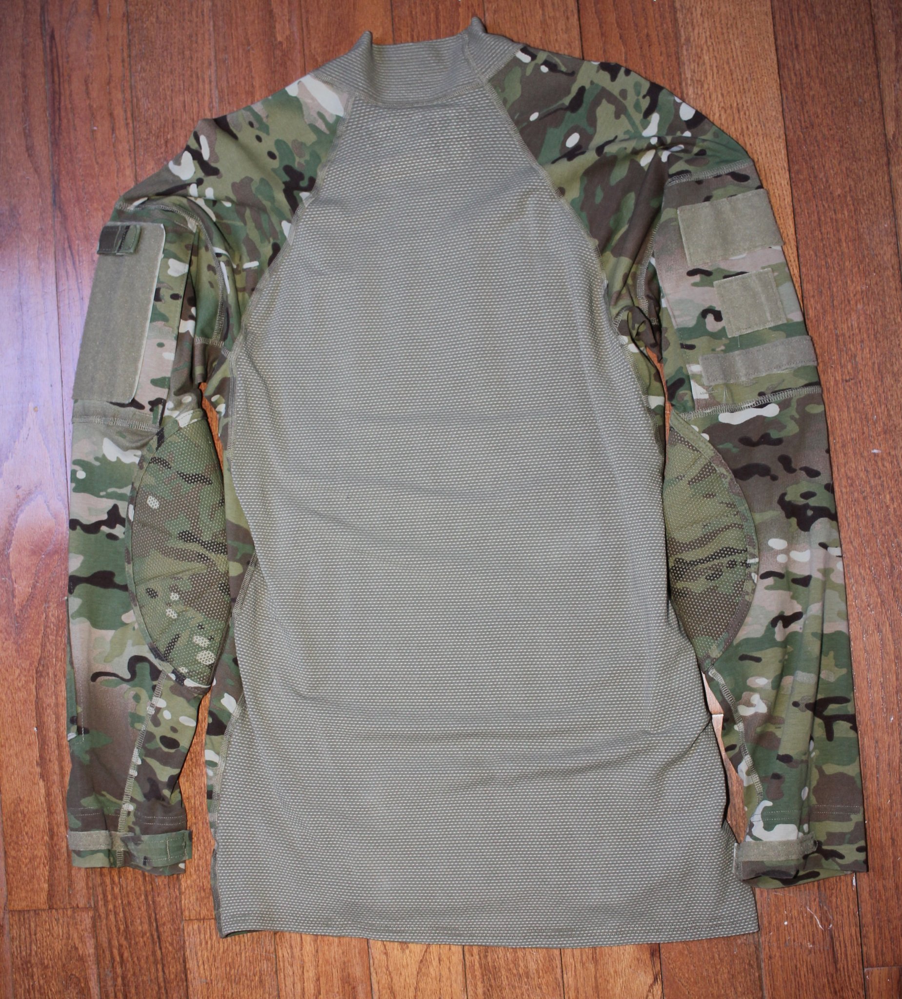 Shirt Rear IMG_1301.jpg