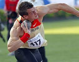 shot put distance.jpg