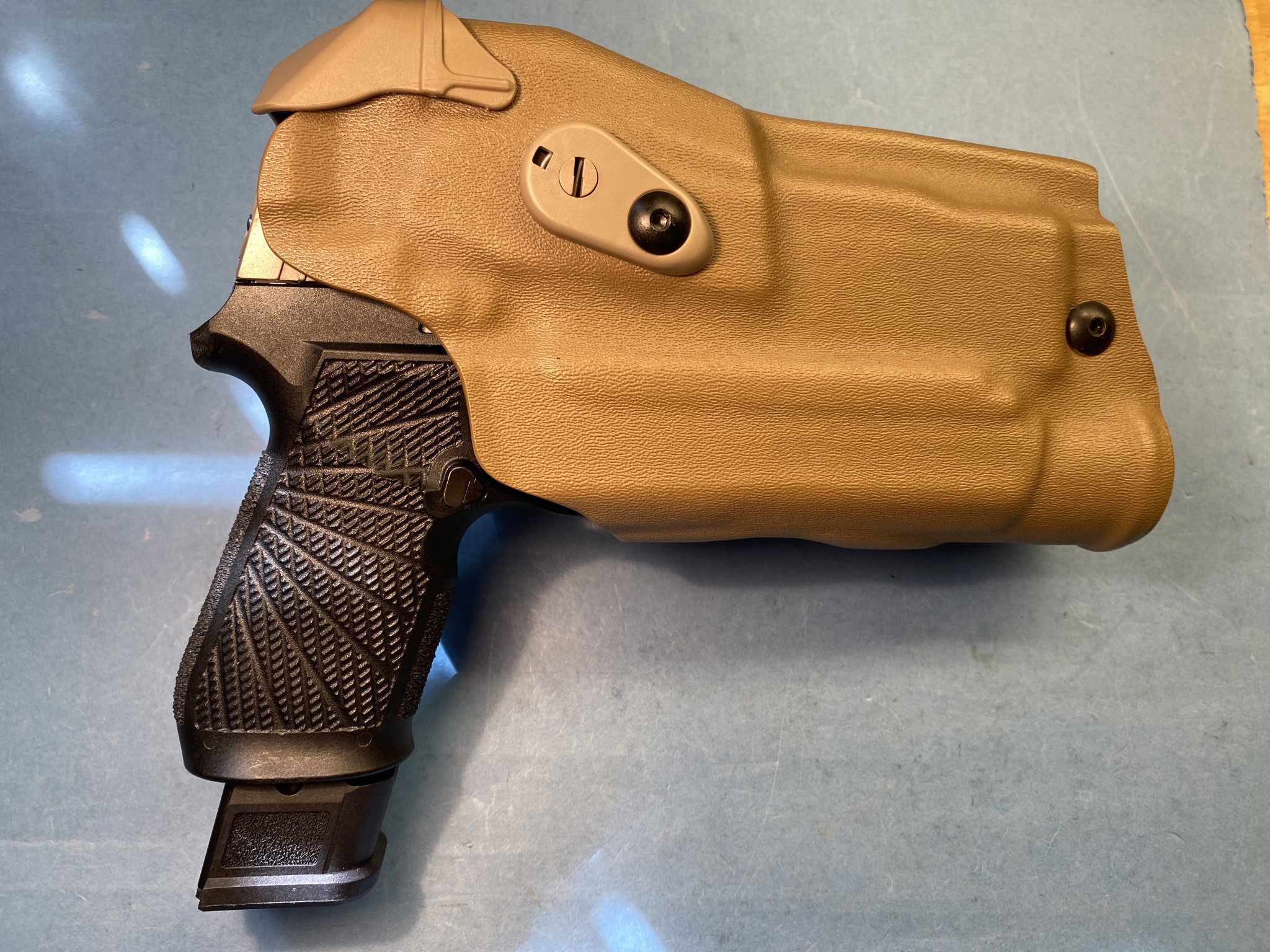 Sig P320 Safariland RDS 6390 FDE HolsterIMG_6888 copy 2.jpg