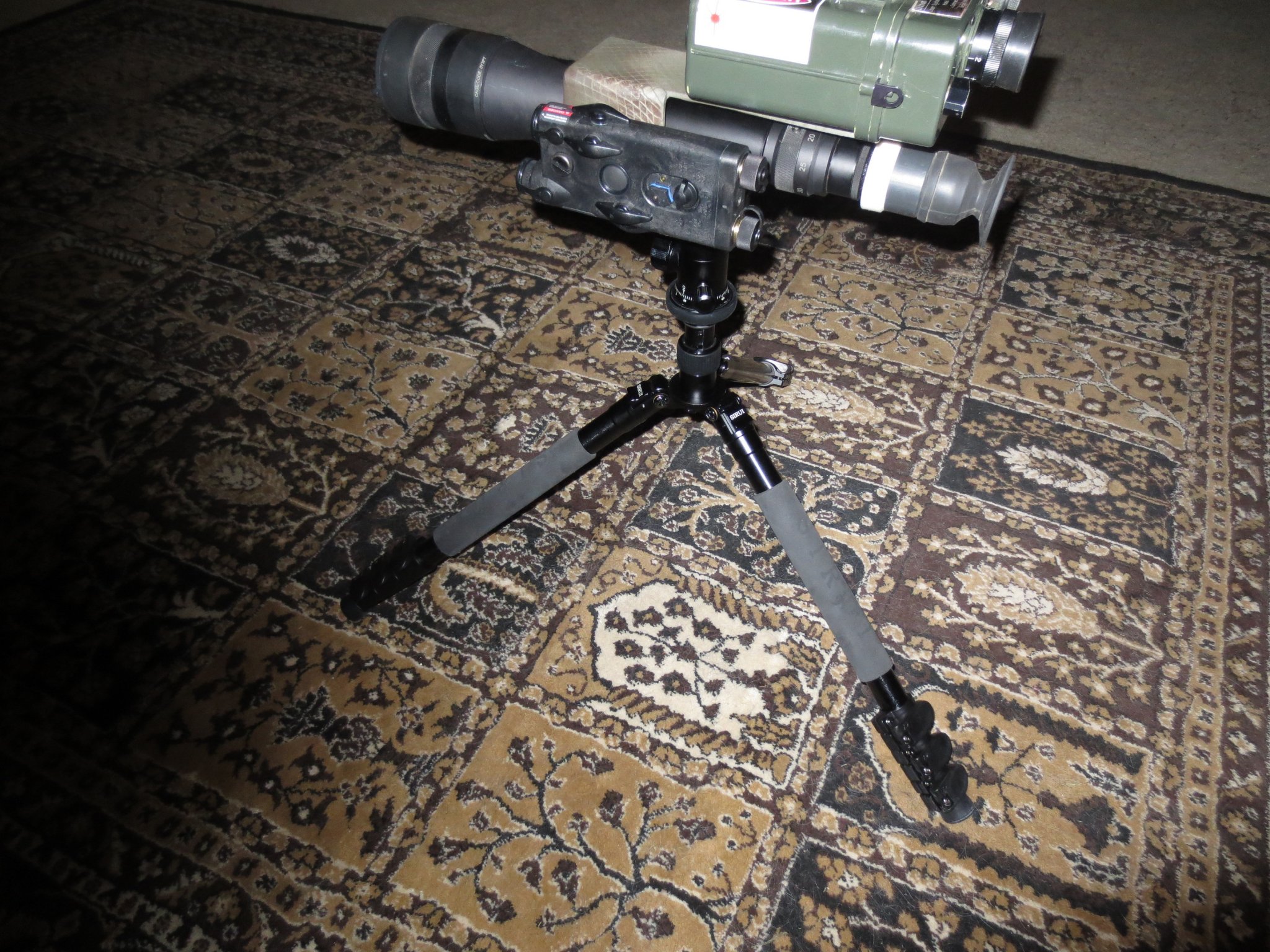 spotter-lrf-tripod1.jpg
