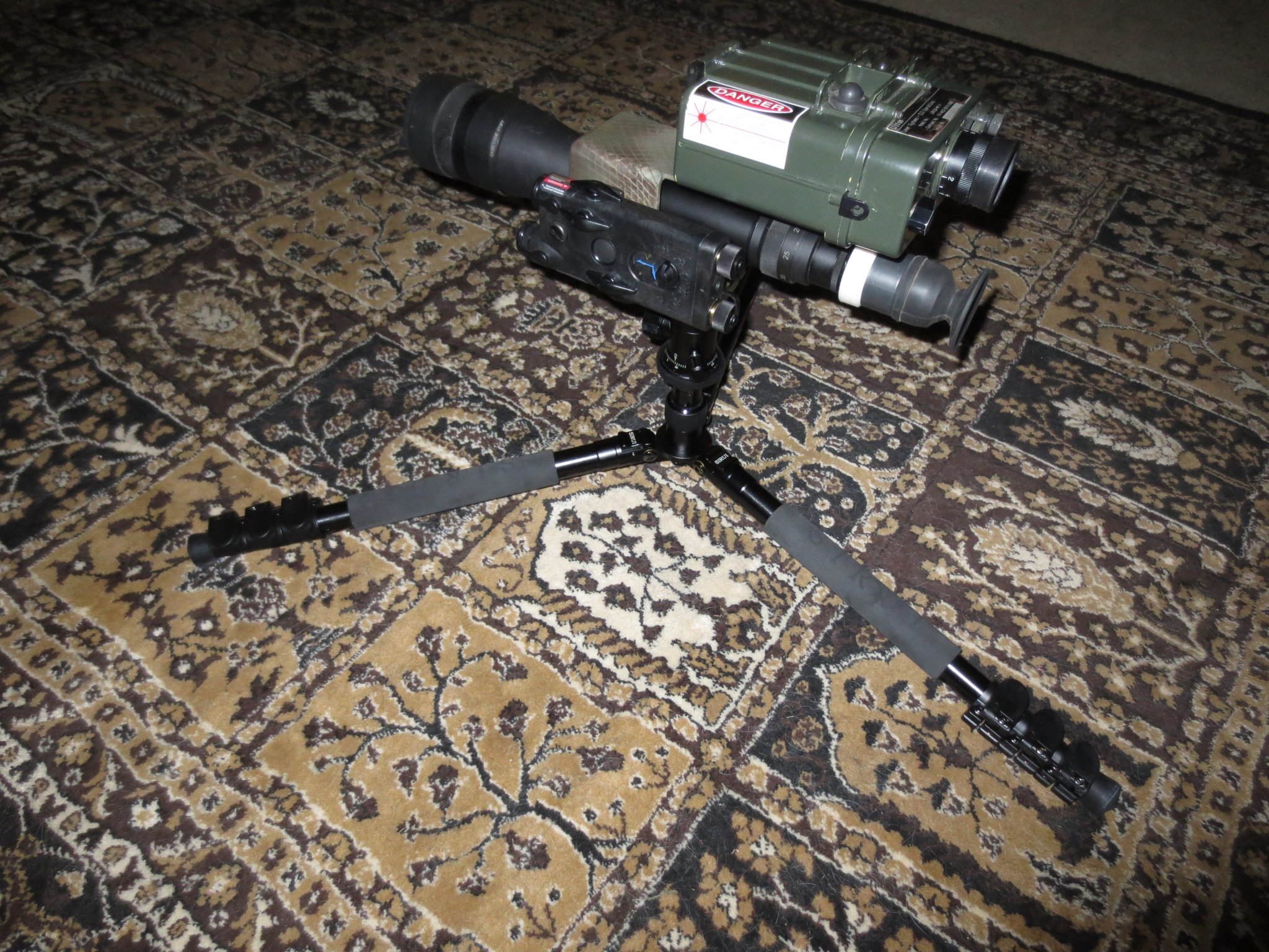 spotter-lrf-tripod2.jpg