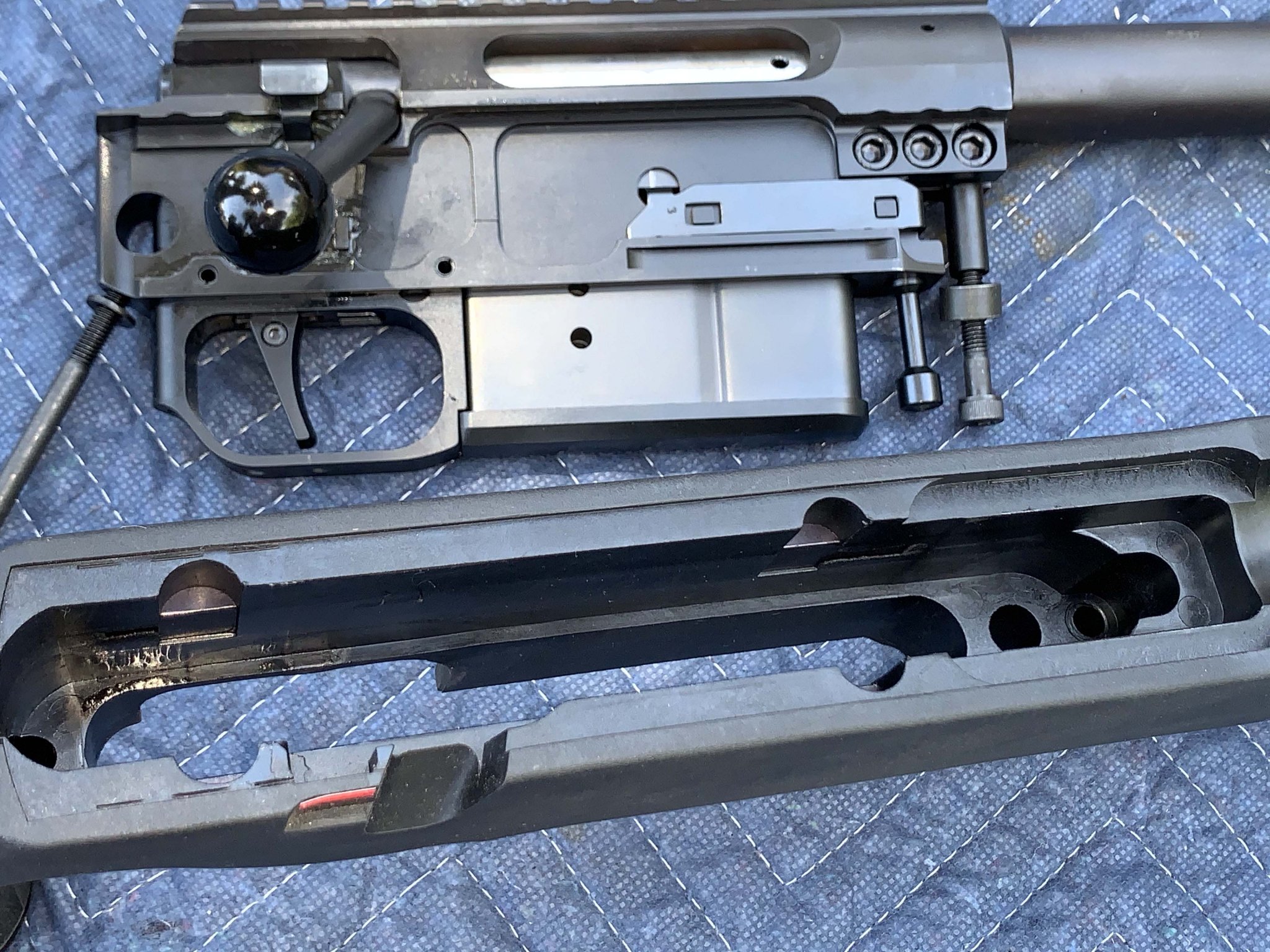 SSG 3000 inlet pocket and action R:S.jpg