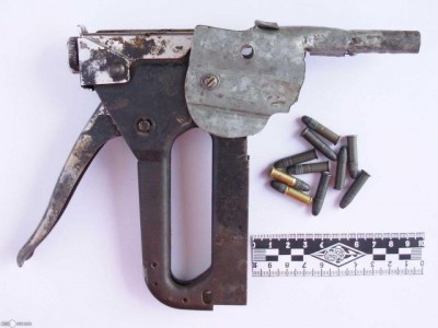 Staple-Gun-zipgun-improvised-weapon-zip.jpg