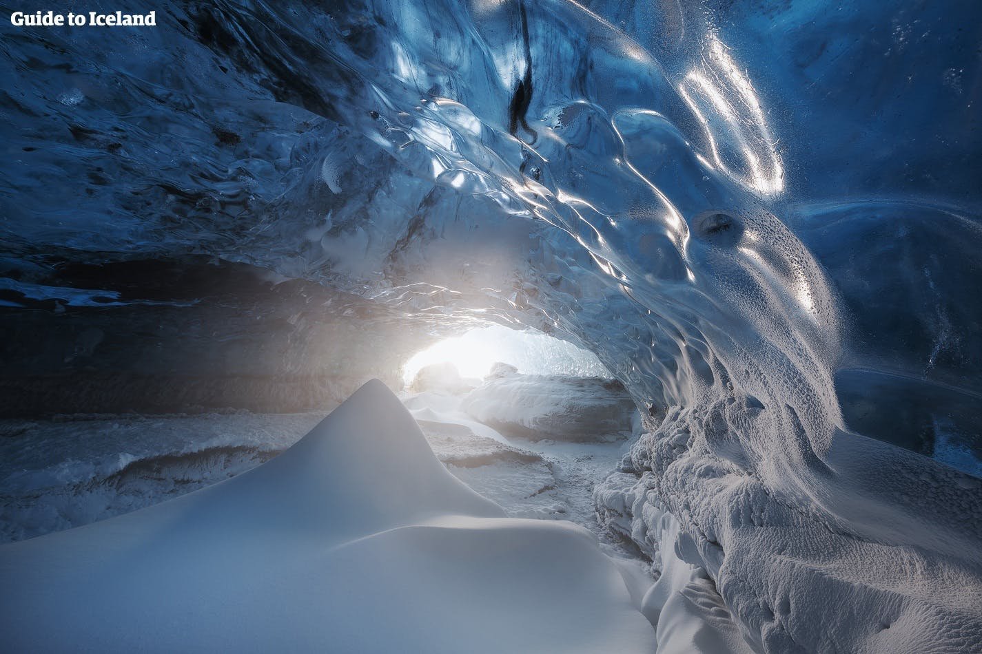 stepping-into-an-ice-cave-in-iceland-is-like-stepping-into-a-fantasy-world.jpg.1832284350c3f82...jpg