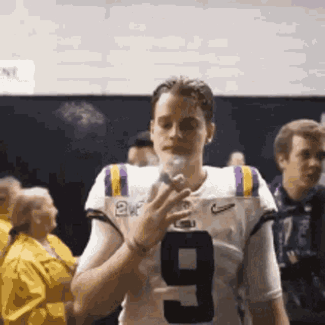 tenor (6).gif