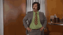 tenor (8).gif