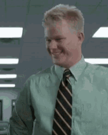 tenor.gif