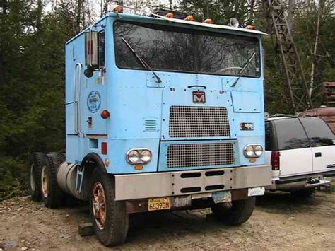 th-3854339756.jpg
