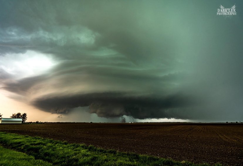 tornado 2.jpg