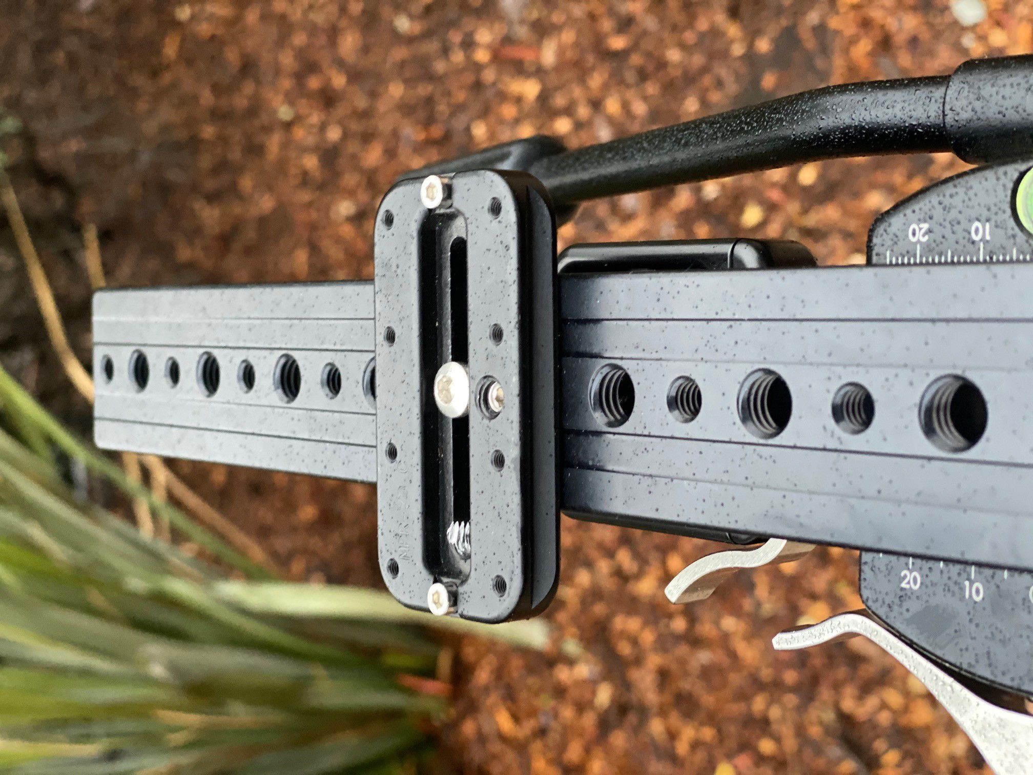 tripod 553b.jpg