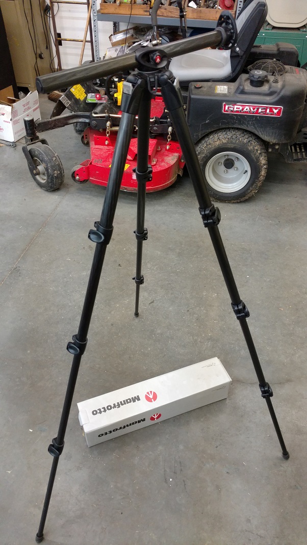 tripod2.jpg