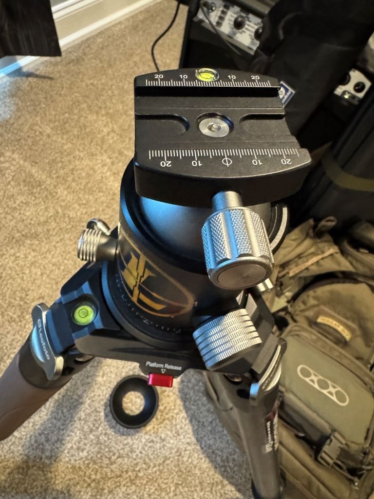 tripod2.jpg