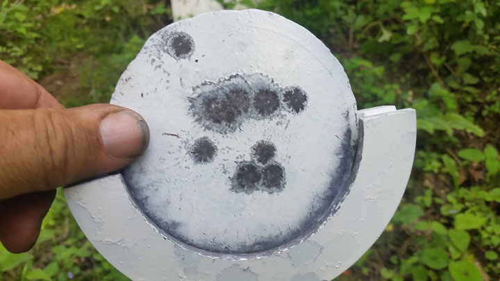 uglybeddytargetwiththumb.jpg