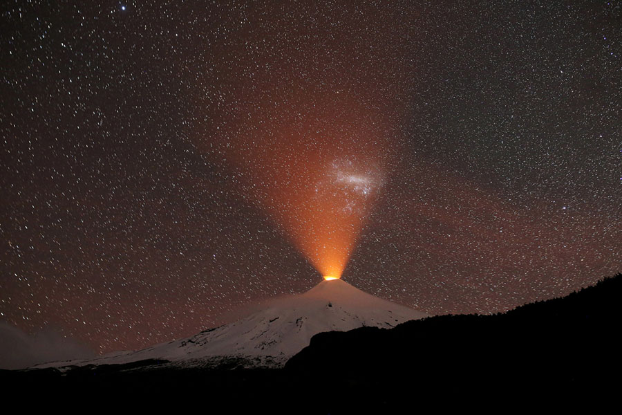 villarrica volcano.png