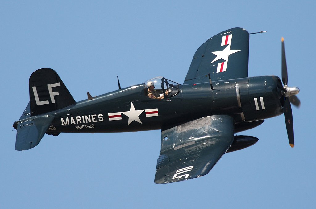 Vought_F4U_Corsair_(USMC).jpg.00a93ad18aa673a7758f3a75f137c5b9.jpg