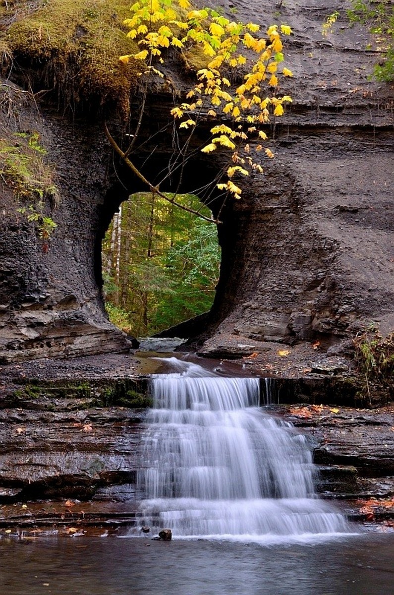waterfall3.jpeg
