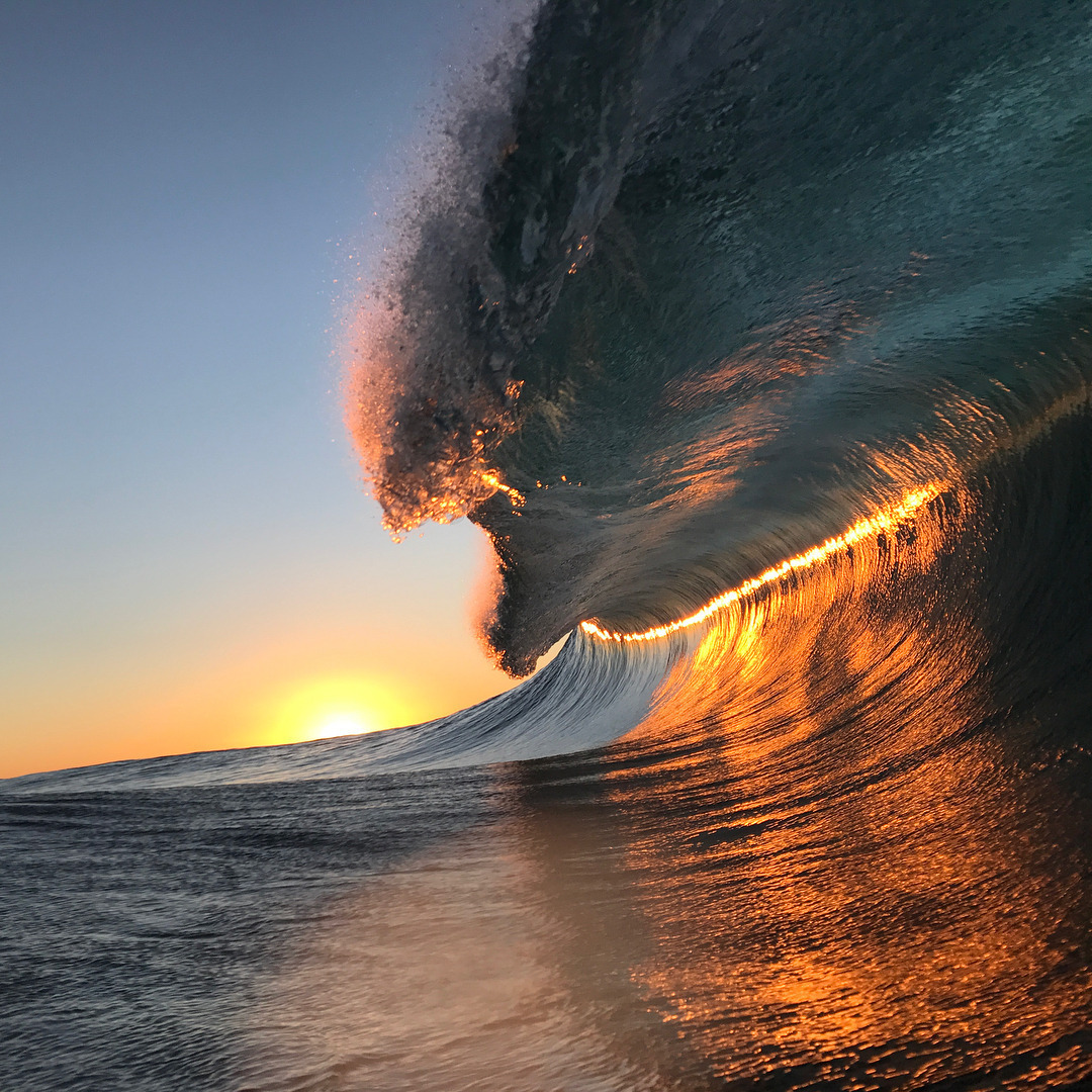 wave.jpeg