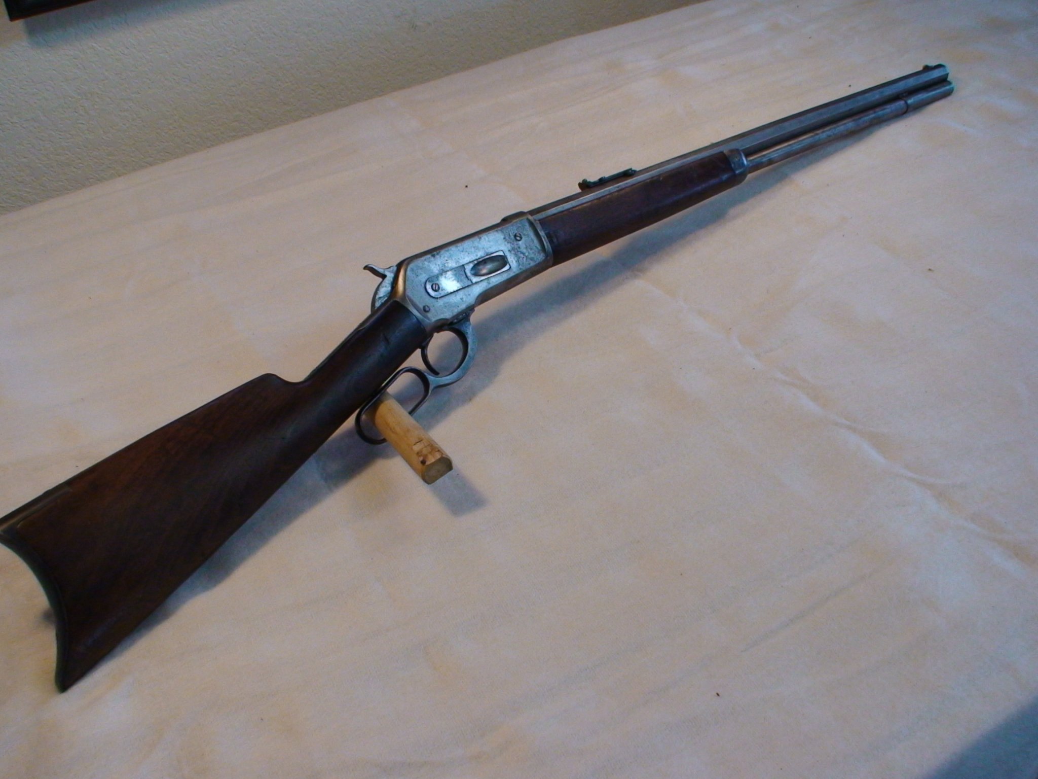 winchester 1886.JPG