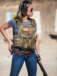 girls-with-guns-24.jpg