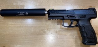 IMG_2565HK VP9 with SilencerCo Threaded Barrel ACC Suppressor 04.01.22 copy.jpg