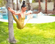ohthose_legs_10.gif