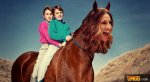 sarah-jessica-parker-horse-mothers-day3a.jpg
