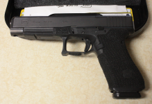 Glock 34 left.PNG