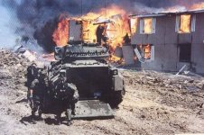 waco-siege.-bizarrepedia.jpg