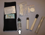 M24_lens_cleaning_kit_arrow.png